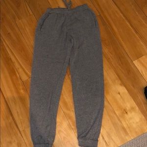 gray brandy melville sweatpants